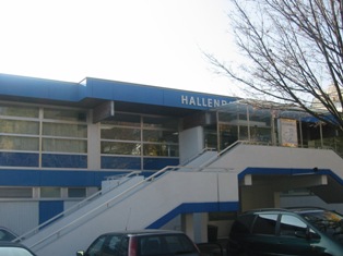 Babyschwimmen - D�bling - Aussenansicht