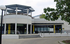 Babyschwimmen - Hallenbad H�tteldorf - Aussenansicht